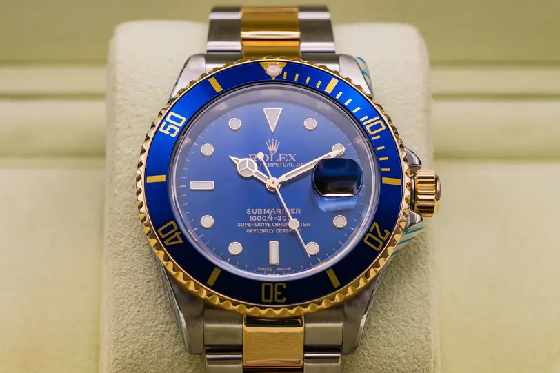 Rolex Submariner - The Collector's Guide | Suttons and Robertsons
