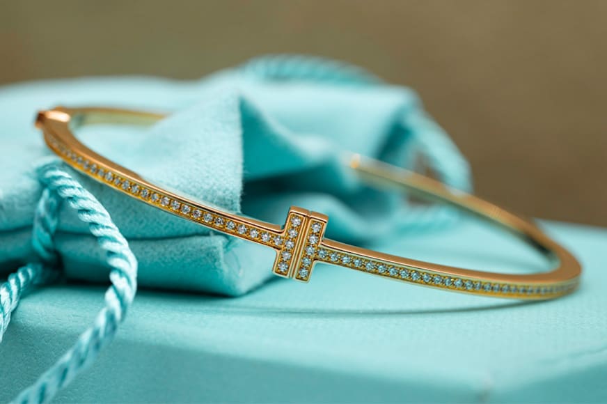 Suttons-How-to-ship-luxury-jewellery Tiffany & Co. T Diamond Hinged Wire Bangle